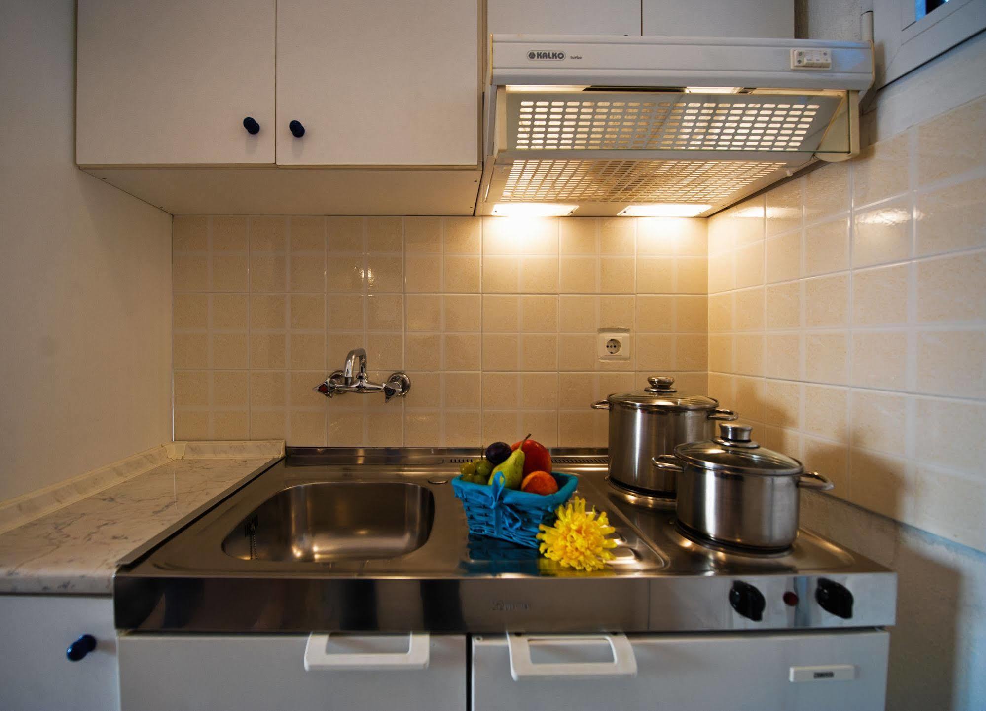 Lazaridis Luxury Studios & Apartments Nea Roda Buitenkant foto