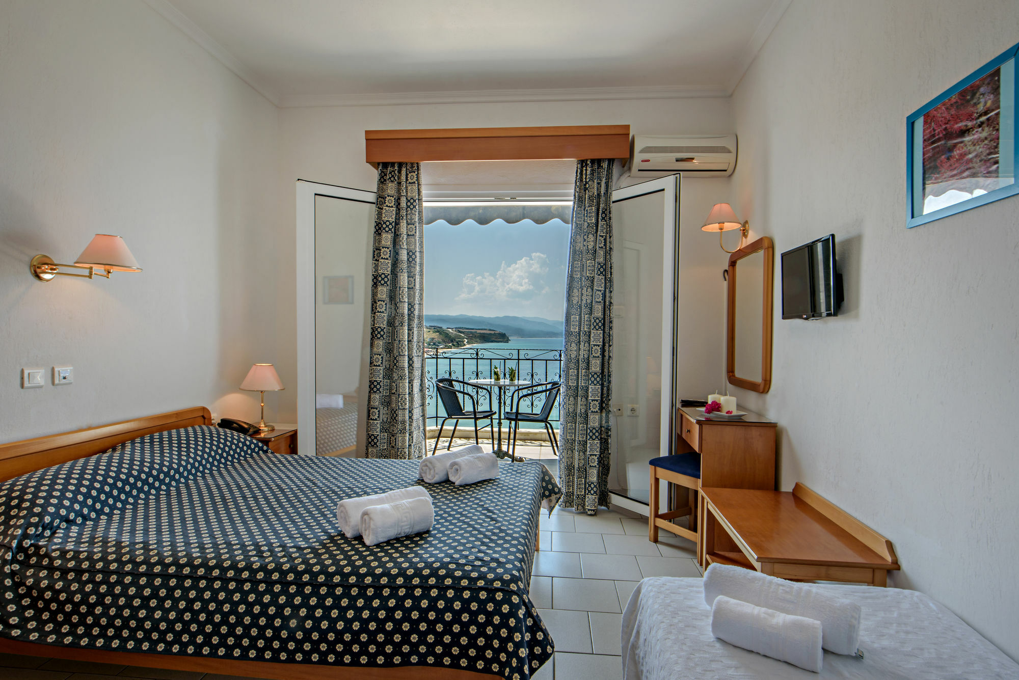Lazaridis Luxury Studios & Apartments Nea Roda Buitenkant foto