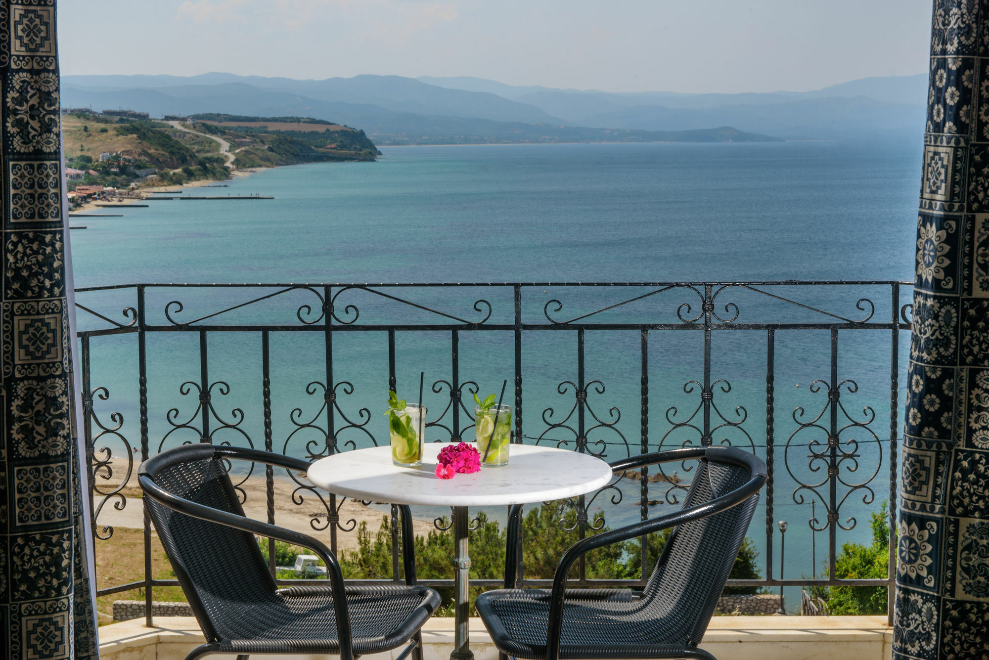 Lazaridis Luxury Studios & Apartments Nea Roda Buitenkant foto