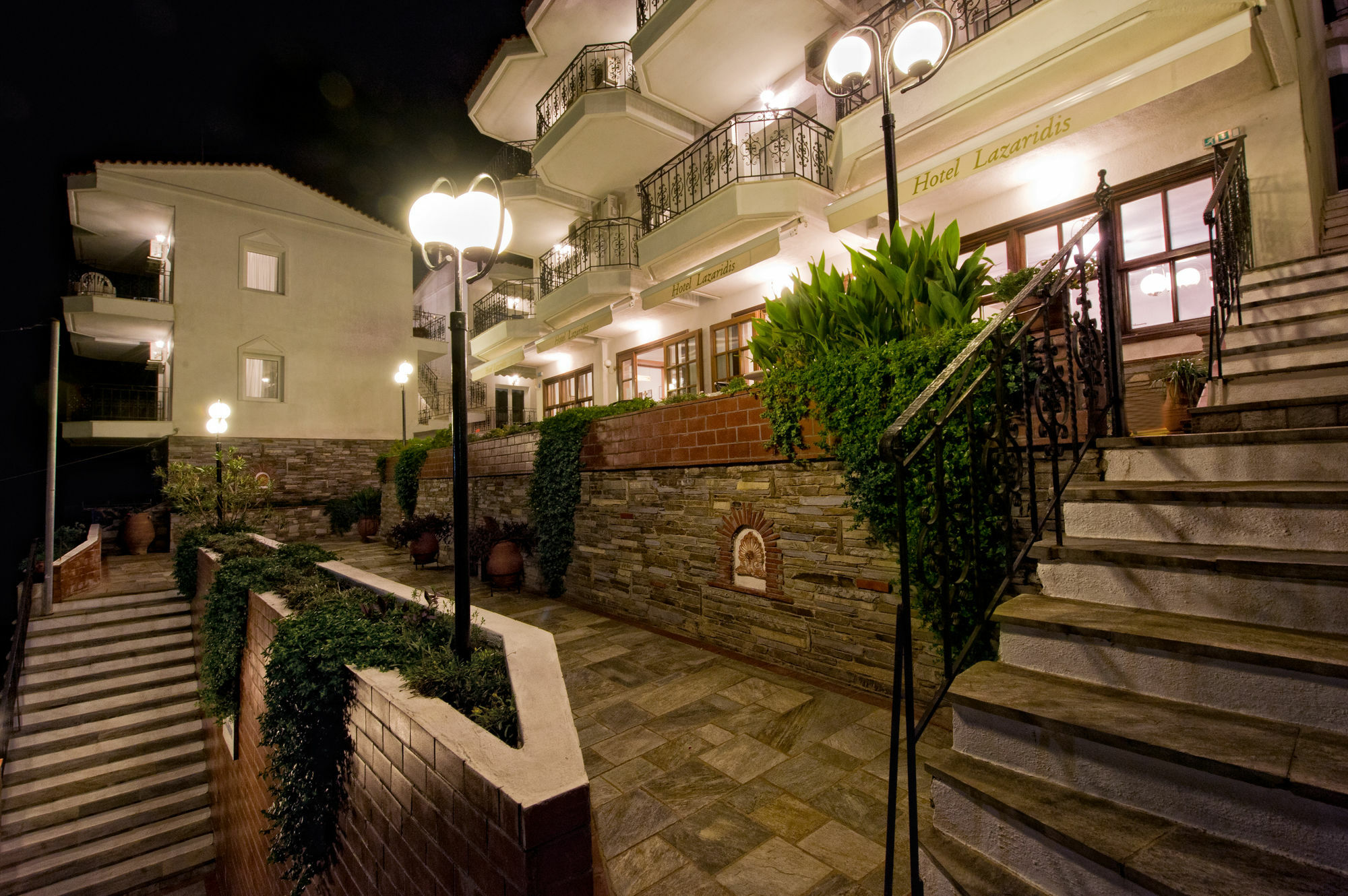 Lazaridis Luxury Studios & Apartments Nea Roda Buitenkant foto